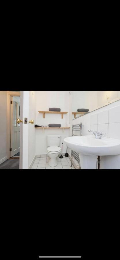 Apartamento Charming Central House Dublín Exterior foto